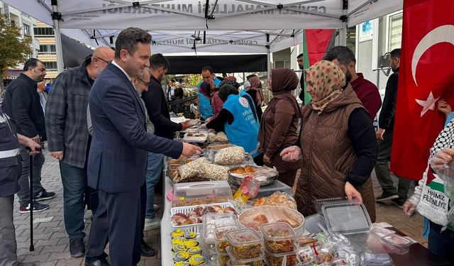Ayancık’ta Filistin halkı için hayır çarşısı düzenlendi
