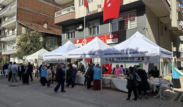 Filistin yararına Hayır Çarşısı açıldı
