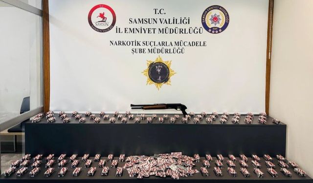9 bin 72 sentetik ecza hapı ele geçirildi