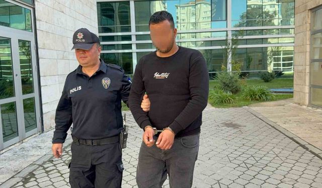 Cezaevinden izinli çıktı, bir kişiyi bıçakladı