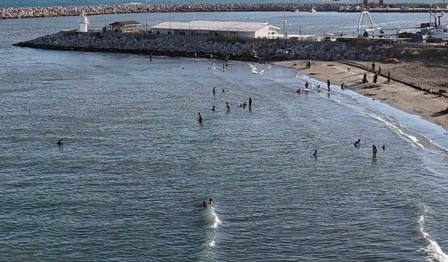 Ekim ayında deniz keyfi yaptılar