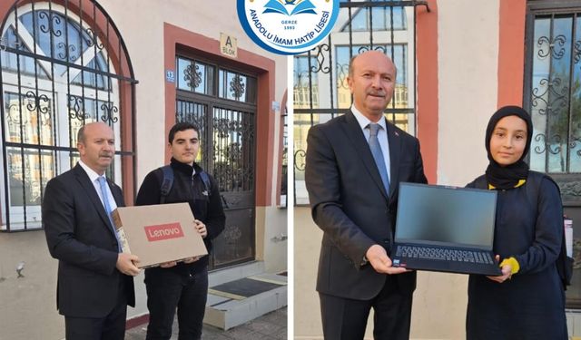 Başarılı öğrencilere bilgisayar hediye edildi