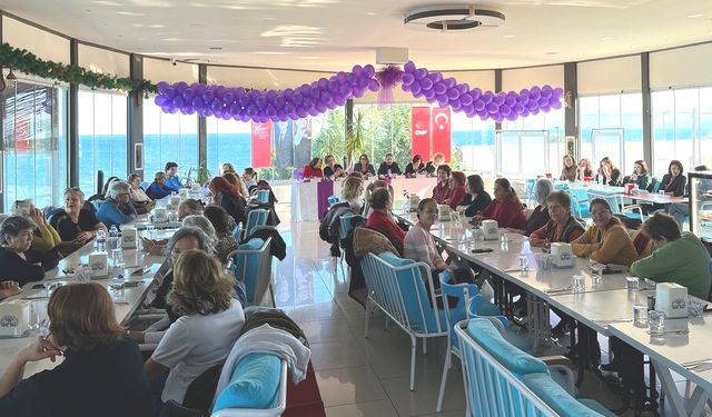 Sinop CHP Kadın Kolları, Gerze’de buluştu