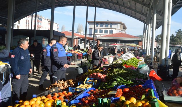 Fiyat etiketleri kontrol edildi