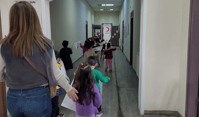 Türk Kızılay'dan kışlık destek ve farkındalık buluşması