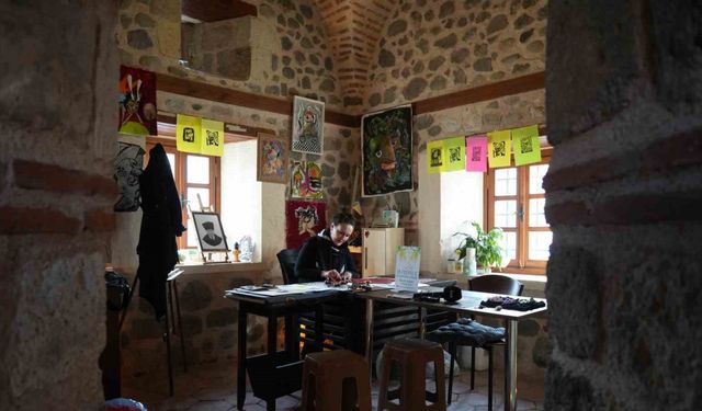 517 yıllık Taşhan’da sanat ve emek kadın eliyle buluşuyor