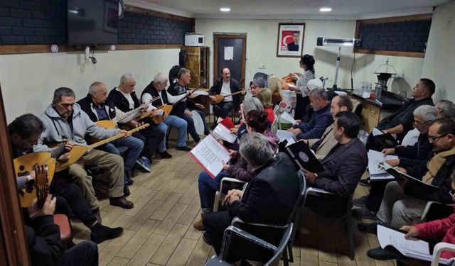Engelliler korosu türküleriyle engelleri aştı