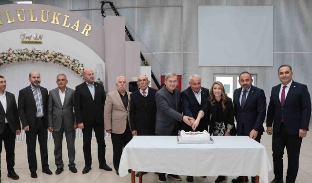 Kavak’ta Öğretmenler Günü programla kutlandı