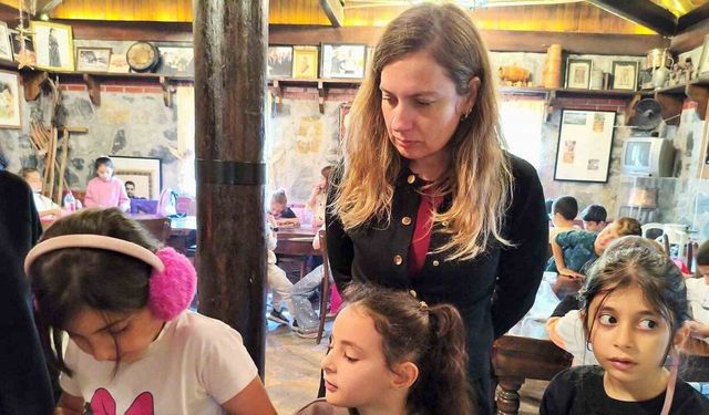 Kestane şekeri üretimini yerinde gözlemlediler