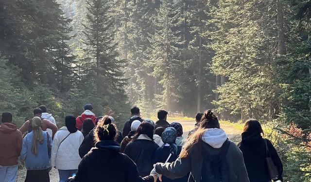 Türkeli’de doğa yürüyüşü düzenlendi