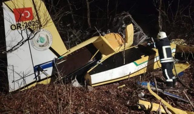 Türkiye’ye ait uçağın enkazına ulaşıldı