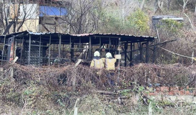 Sobayı tutuşturmaya çalışırken yanarak öldü