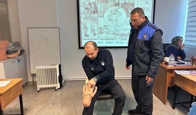 Sinop’ta zabıta personeline ilk yardım ve OED eğitimi