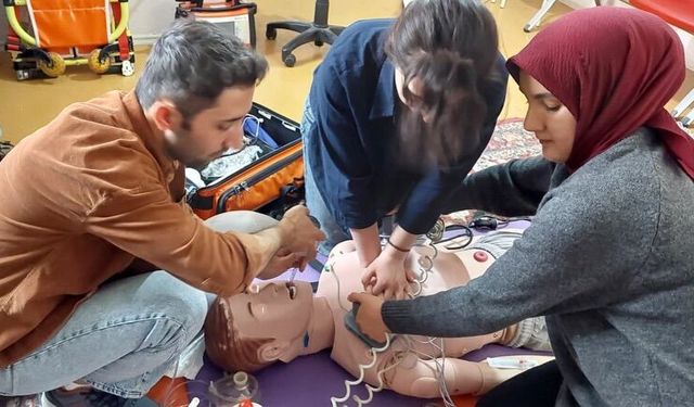 Sinop’ta Acil Sağlık Personeline Temel Modül Eğitimi