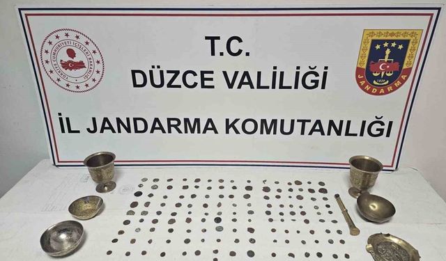 Paha biçilemez eserleri 120 bin dolara satacaktı