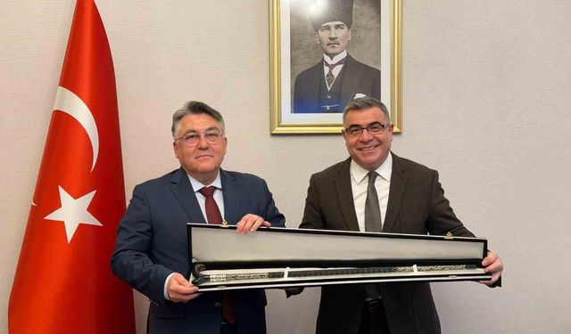 Rektör Özölçer'den, İçişleri Bakanı Başdanışmanı Yolcu'ya ziyaret