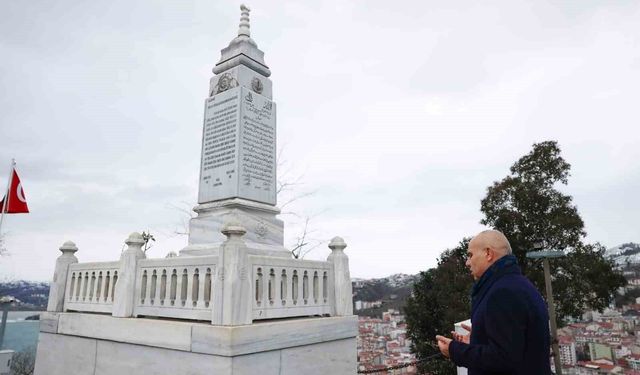 Yeni Giresun'un valisi ilk ziyaretini Topal Osman Ağa'nın mezarına yaptı
