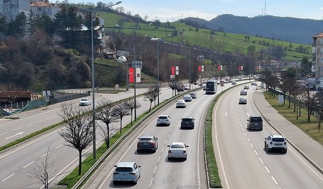 Havza'da trafik yoğunluğu yaşanıyor