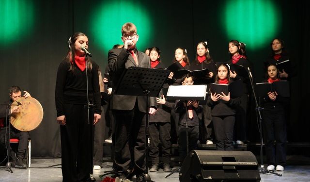 Musiki konseri ve şiir dinletisi Merzifonluların beğenisini topladı