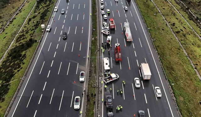 Polis servis aracı kaza yaptı, 1 polis şehit oldu