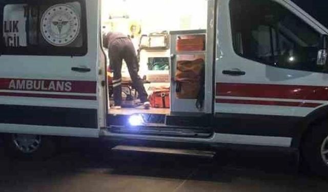Üçüncü kattan atlayan şahıs ağır yaralandı
