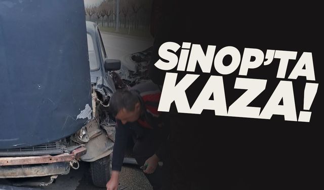 İki araç kavşakta kafa kafaya çarpıştı