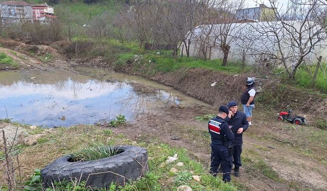 12 yaşındaki çocuk bataklığa saplanarak öldü