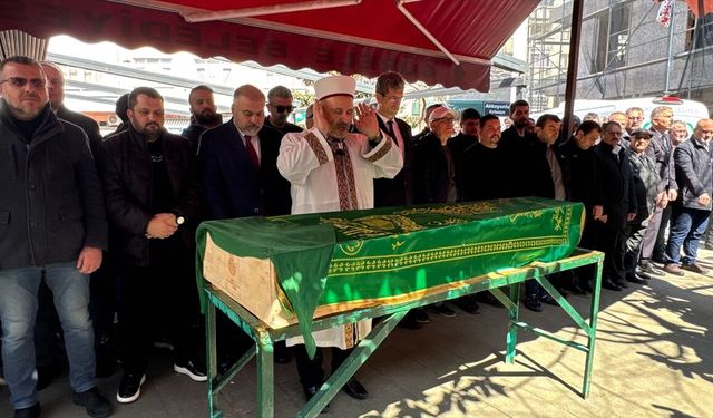 Genç kız, organlarıyla 5 hastaya umut oldu