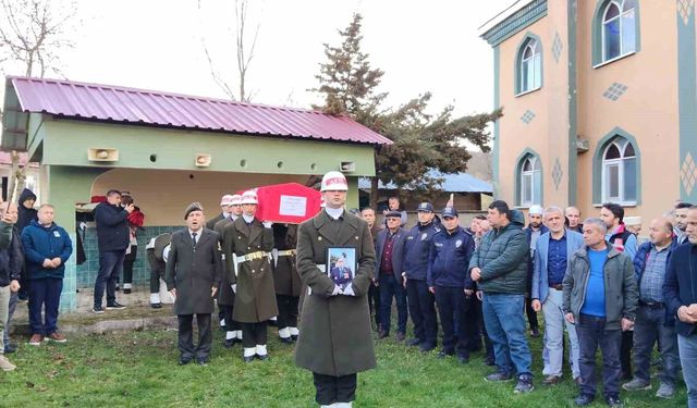 Kore Gazisi son yolculuğuna uğurlandı