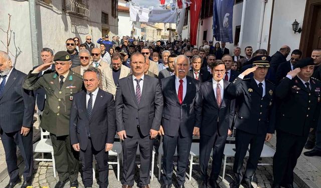 Plevne kahramanı Gazi Osman Paşa vefatının 126'ncı yılında anıldı