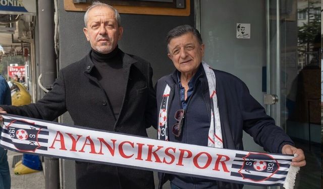 Ünlü yorumcu Yılmaz Vural Ayancıkspor’u ziyaret etti