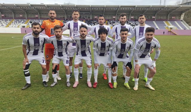 Sinopspor evine puansız dönüyor