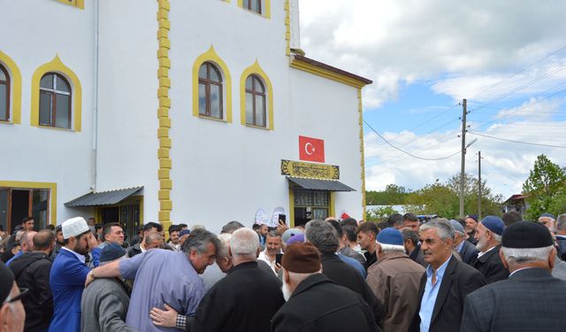 Erikbelen Hacı Nazım Efendi Camisi açılışı yapıldı