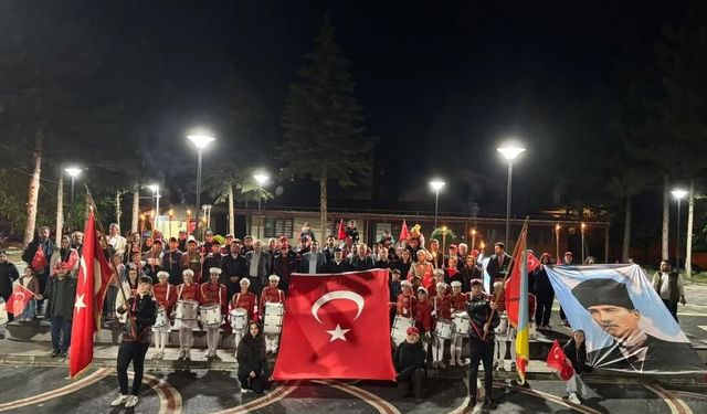 İhsangazi'de fener alayı