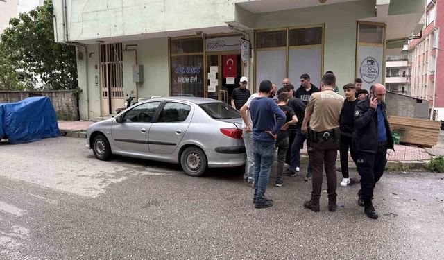 Seyir halindeki otomobil alevlere teslim