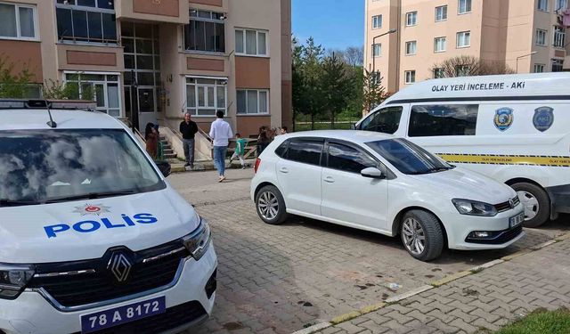 Yalnız yaşadığı evde ölü bulundu