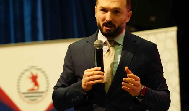YÖK Genel Sekreteri Aksoy: 'İdeolojiler gözünüzü kör etmesin'