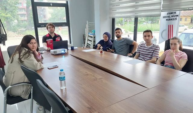 Evlenecek genç çiftlere eğitim programı