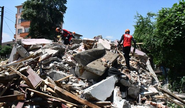 9 ilden ekiplerin katılımıyla bölgesel deprem tatbikatı gerçekleştirildi
