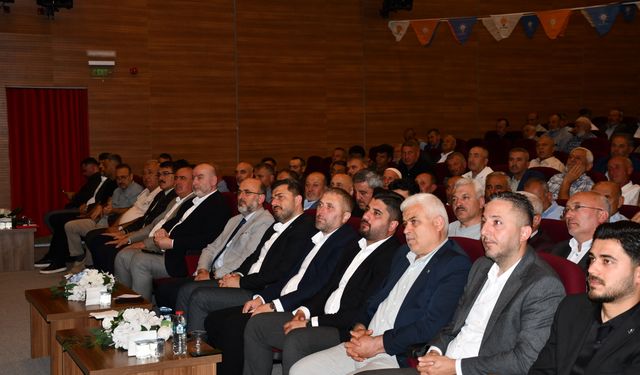 AK Parti İlçe Danışma Meclisi Toplantısı düzenlendi
