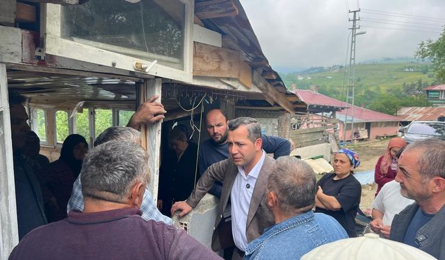 Evi yanan aileye yenisi yapılacak