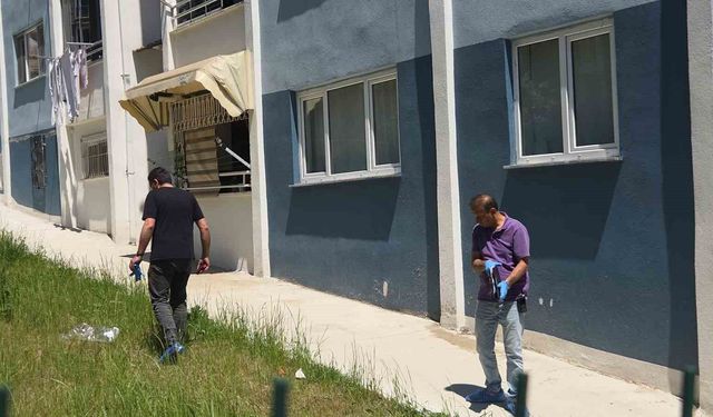 Birinci kattan düşen adam yaralandı