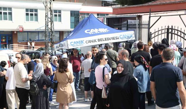 Canik Belediyesi LGS ailelerinin yanında oldu