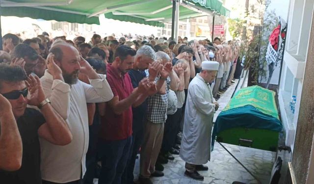 İki çocuk annesi gölde ölü bulundu