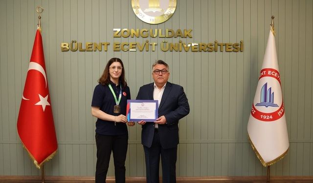 Rektör Özölçer Dünya Şampiyonu Basancı'yı kabul etti
