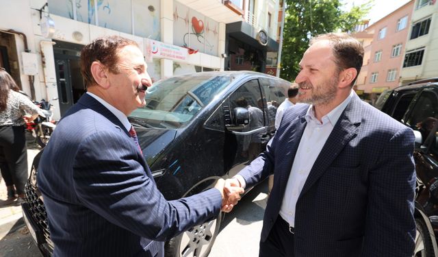 Sinoplu İsimden Büyük Başarı: Çekmeköy Yeşilay En Aktif Birim Seçildi