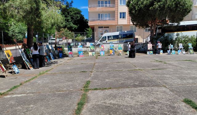 Sinop Anadolu Lisesi Yıl Sonu Resim Sergisine Hazır