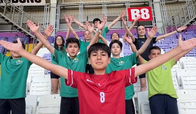 Sinop'ta Sporculardan Millî Takıma Destek Videosu