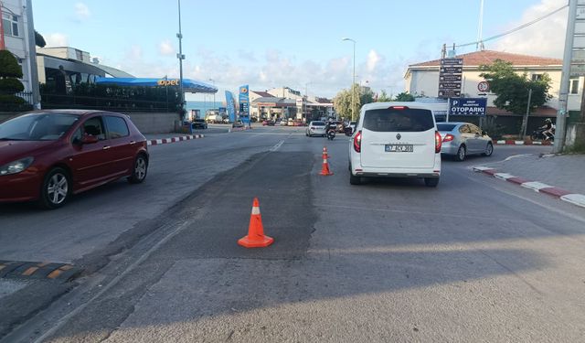 Sinop'ta onarım yapılan asfaltta çökme