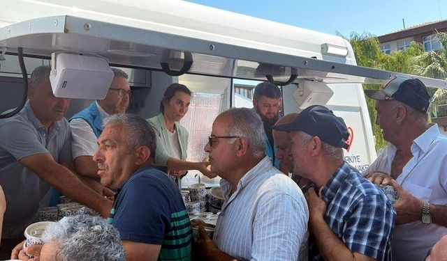 Gerze'de Muharrem ayı dolayısıyla aşure dağıtıldı